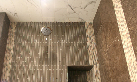 Fully Tiled Shower Wall and Ceiling